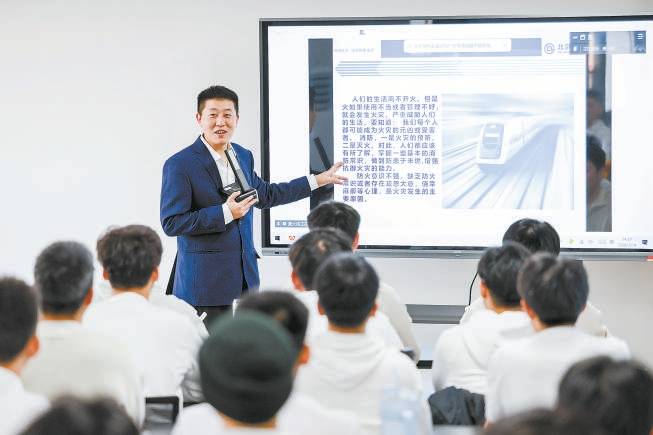地铁“练兵场”